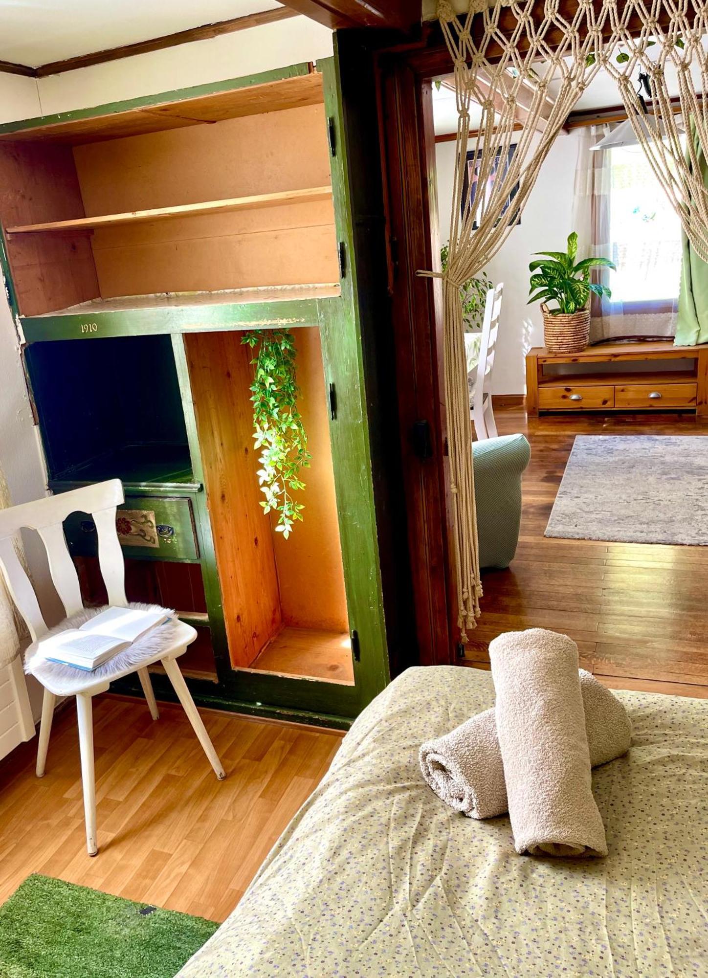 Private In An Old Near Vaduz Homestay Sevelen